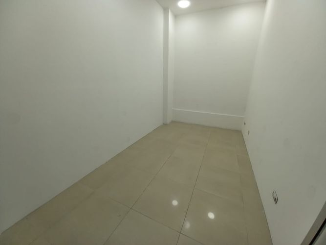 Local en arriendo en Los Agustinos, Manizales, 11 m² · foto 5 de 13