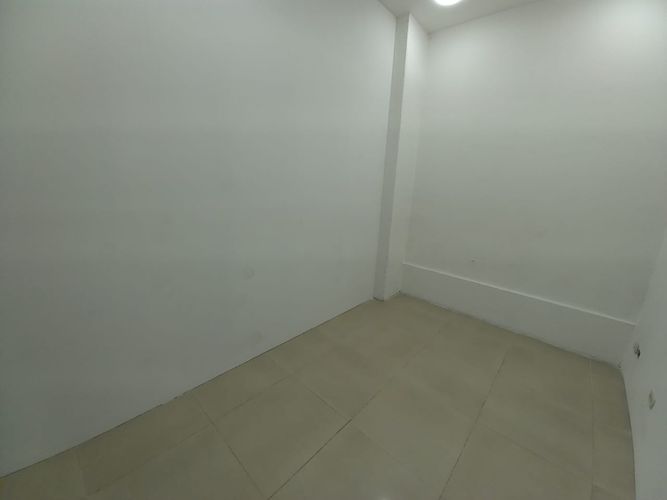 Local en arriendo en Los Agustinos, Manizales, 11 m² · foto 6 de 13