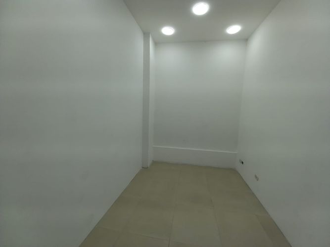 Local en arriendo en Los Agustinos, Manizales, 11 m² · foto 7 de 13