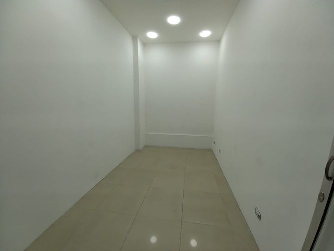 Local en arriendo en Los Agustinos, Manizales, 11 m² · foto 12 de 13