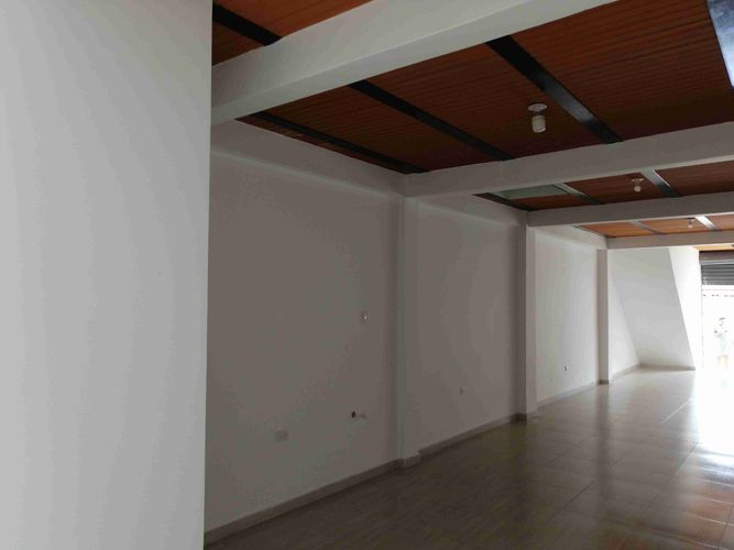 Edificio en venta en Primero De Febrero, Pereira, 200 m² · foto 9 de 17