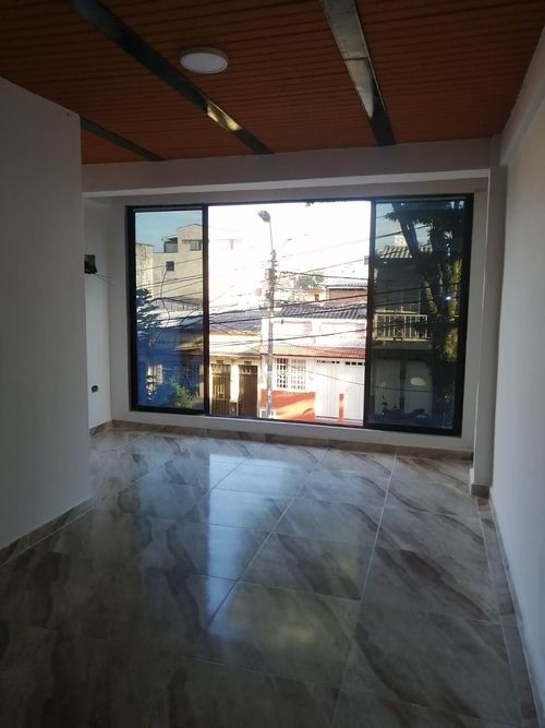 Edificio en venta en Primero De Febrero, Pereira, 200 m² · foto 13 de 17