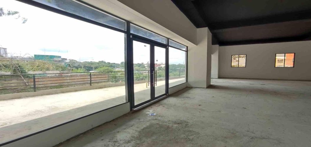 Local en venta en Pinares, Pereira, 285 m² · foto 13 de 17