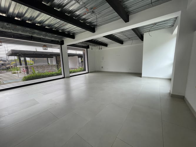 Local en venta en El Congal, Armenia, 450 m² · foto 2 de 18