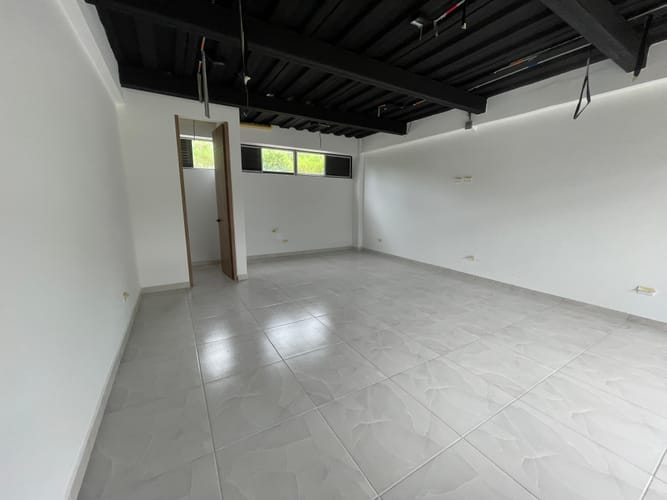 Local en venta en El Congal, Armenia, 450 m² · foto 6 de 18