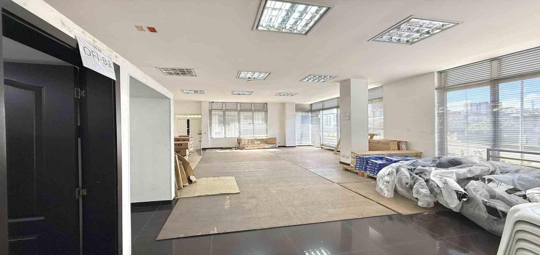 Edificio en venta en Belalcazar, Pereira, 800 m² · foto 6 de 17