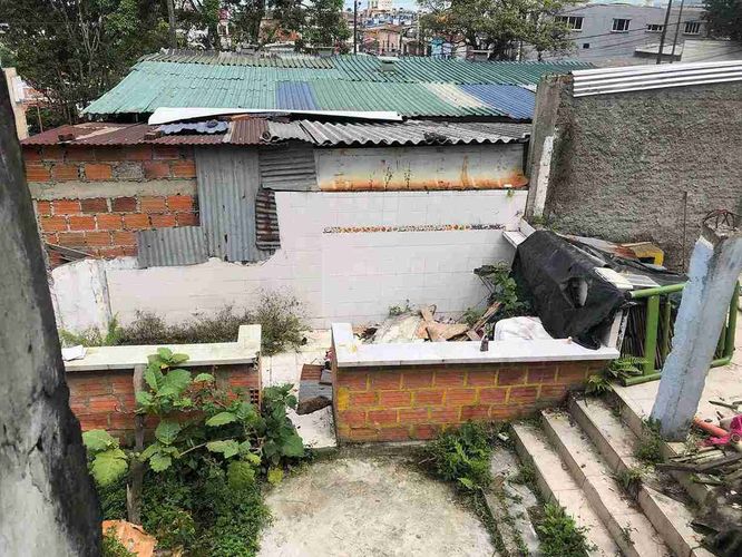 Lote en venta en Mejia Robledo, Pereira, 351 m² · foto 2 de 11