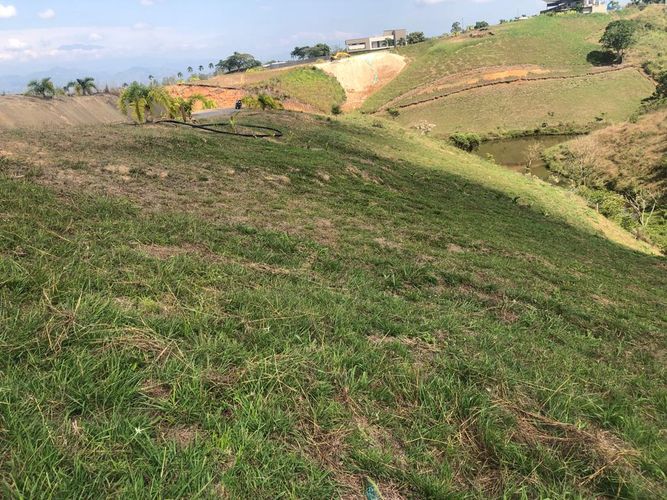 Lote en venta en Cerritos, Pereira, 2327 m² · foto 13 de 16