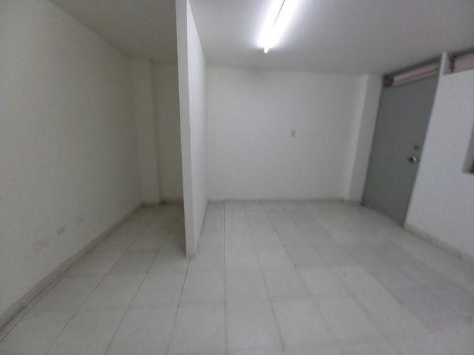 Oficina en arriendo en El Centro, Manizales, 17 m² · foto 7 de 21