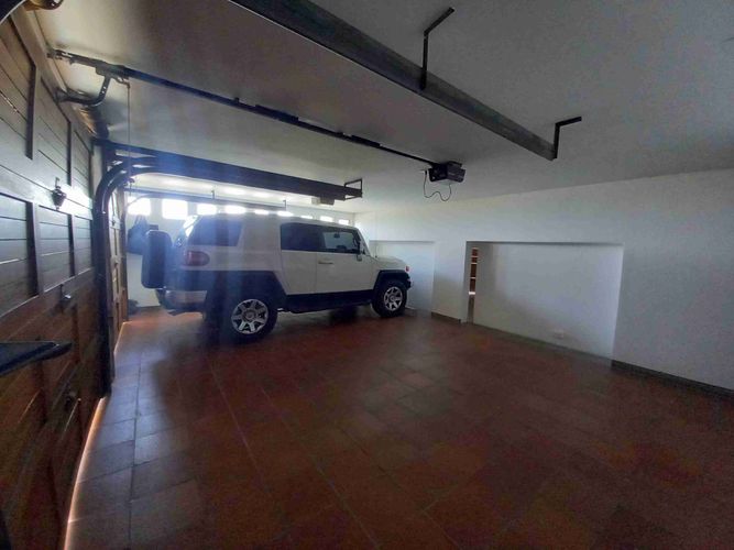 Casa de 7 alcobas en venta en Tejares, Manizales, 875 m² · foto 2 de 24