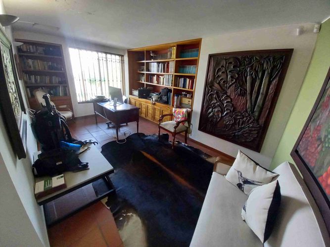 Casa de 7 alcobas en venta en Tejares, Manizales, 875 m² · foto 10 de 24