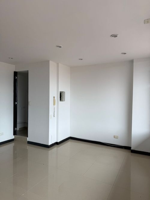 Local en venta en Norte De Armenia, Armenia, 543 m² · foto 11 de 24