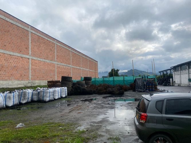 Lote en venta en Malteria, Manizales, 2000 m² · foto 3 de 12