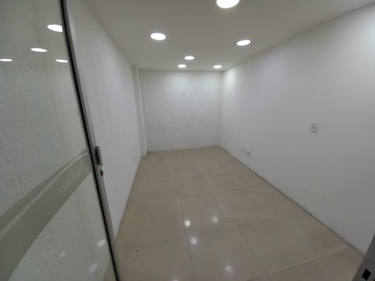 Retail space for rent in Los agustinos, Manizales