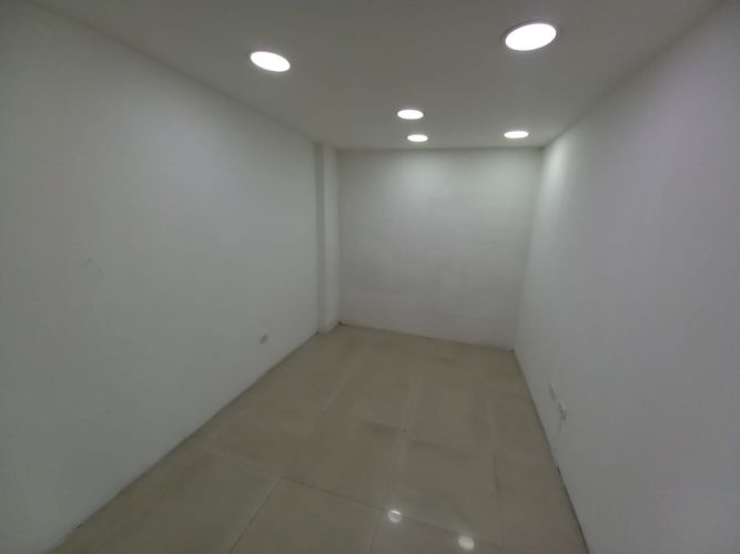 Local en arriendo en Los Agustinos, Manizales, 11 m² · foto 4 de 9