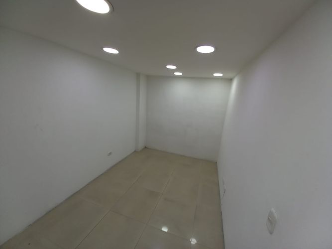 Local en arriendo en Los Agustinos, Manizales, 11 m² · foto 5 de 9