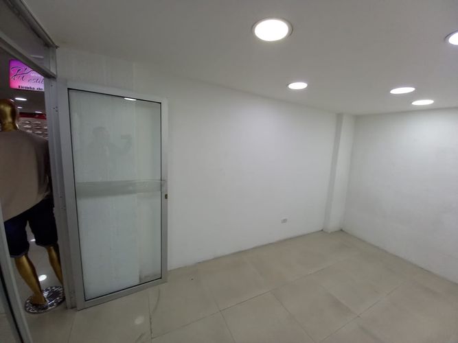 Local en arriendo en Los Agustinos, Manizales, 11 m² · foto 7 de 9