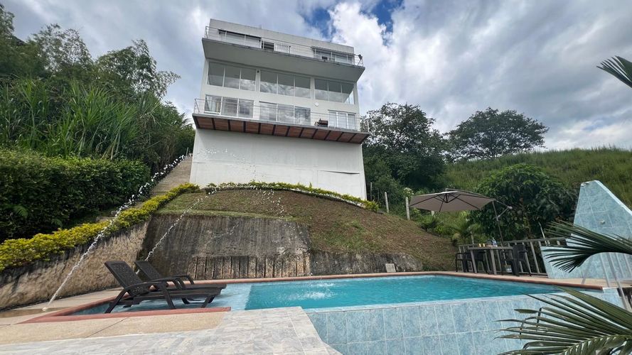 Casa de 3 alcobas en venta en Combia Baja, Pereira, 550 m² · foto 8 de 24