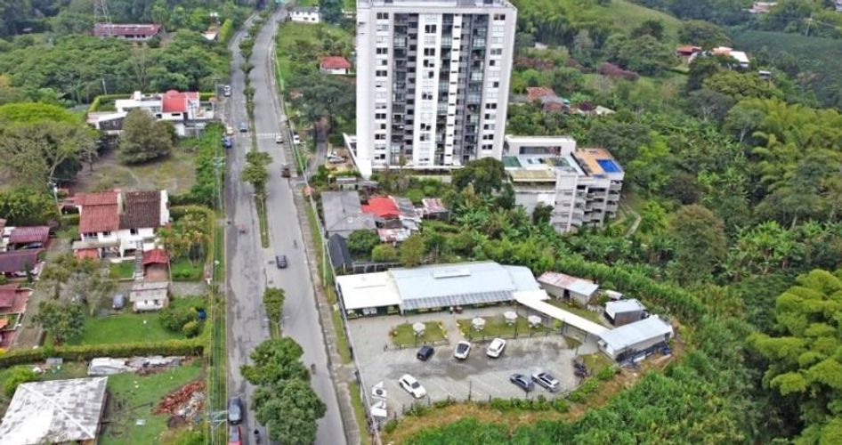 Lote en venta en Avenida Centenario, Armenia · foto 6 de 8