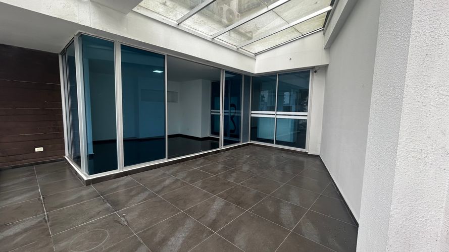 Local en venta en Los Alpes, Pereira, 360 m² · foto 18 de 24