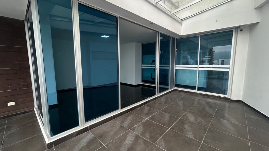 Local en venta en Los Alpes, Pereira, 360 m² · foto 19 de 24