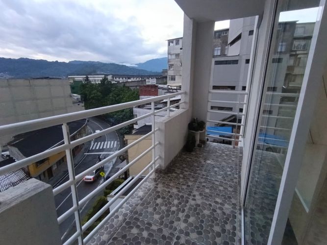 Apartamento de 3 alcobas en venta en Solferino, Manizales, 99 m² · foto 17 de 19