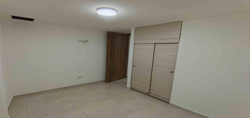 Casa de 6 alcobas en venta en Los Laureles, Manizales, 158 m² · foto 6 de 24