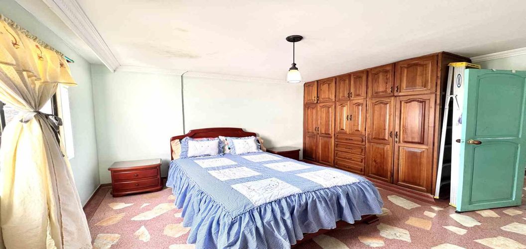 Casa de 4 alcobas en venta en Los Molinos, Pereira, 227 m² · foto 2 de 21
