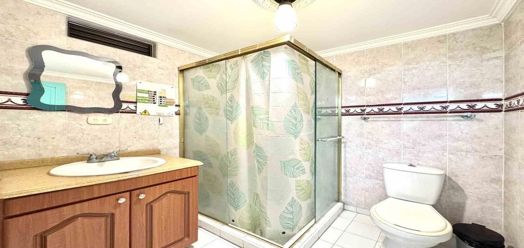Casa de 4 alcobas en venta en Los Molinos, Pereira, 227 m² · foto 16 de 21
