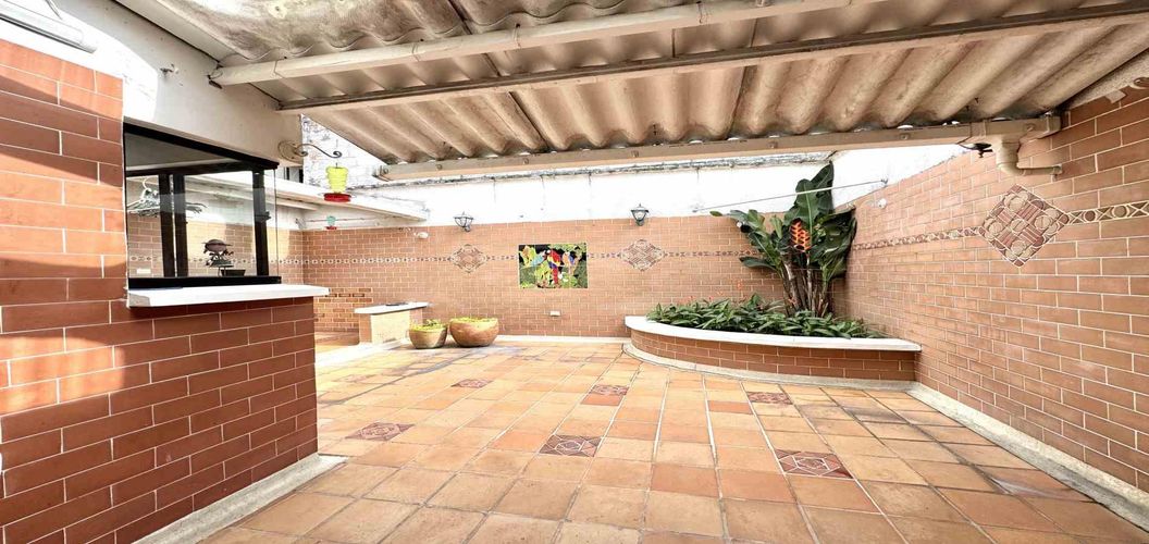 Casa de 4 alcobas en venta en Los Molinos, Pereira, 227 m² · foto 19 de 21