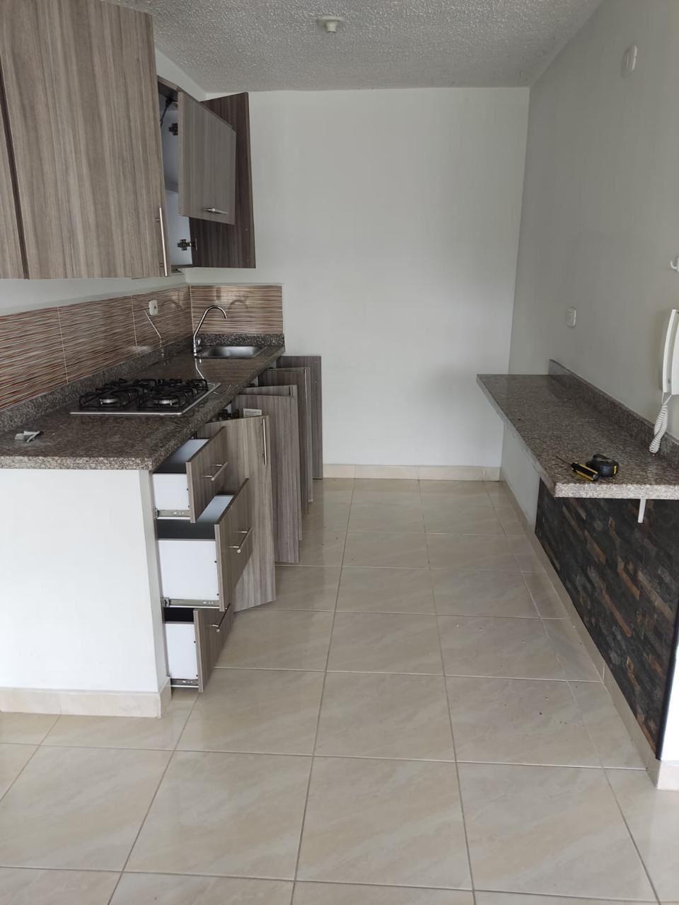 Apartamento en venta en La Cristalina, Armenia · foto 3 de 16