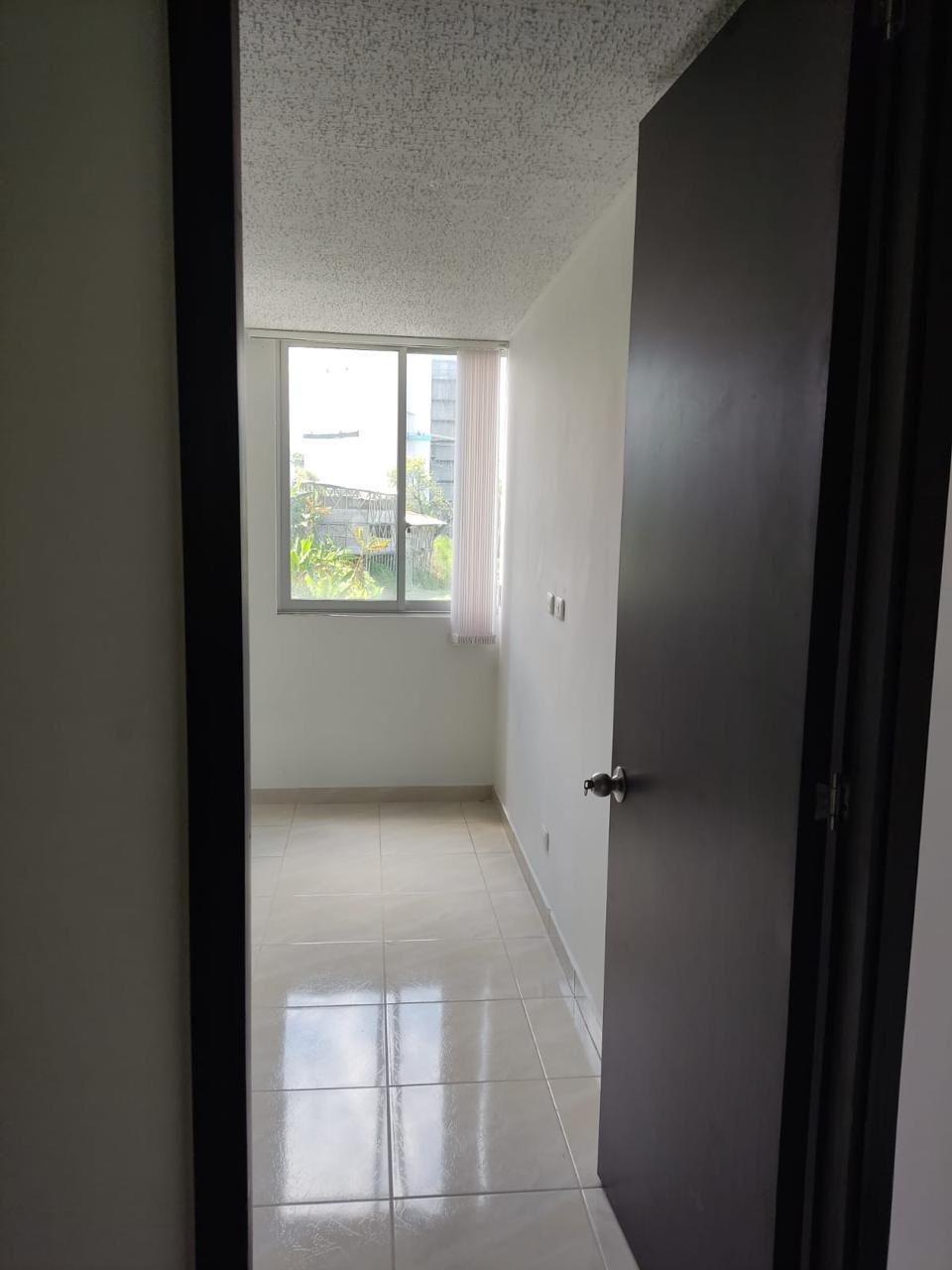 Apartamento en venta en La Cristalina, Armenia · foto 7 de 16