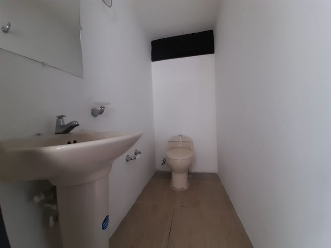 Local en arriendo en Milan, Manizales, 200 m² · foto 3 de 16