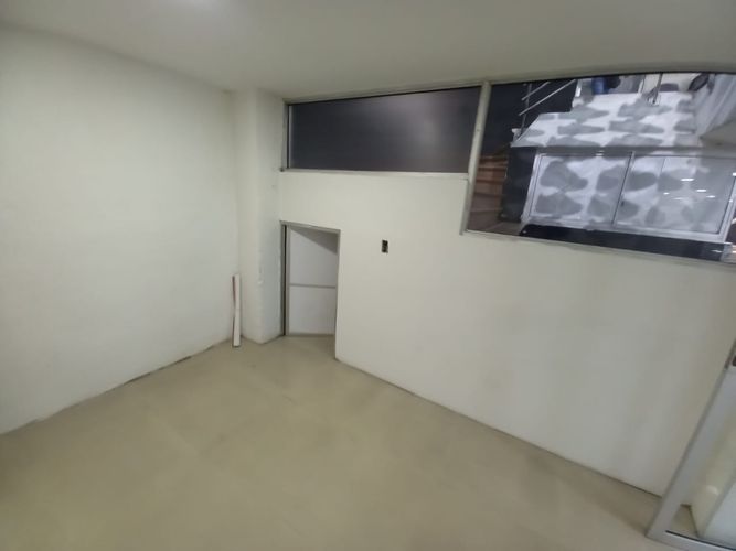 Local en arriendo en Los Agustinos, Manizales, 11 m² · foto 4 de 10
