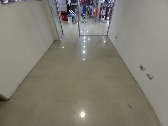 Local en arriendo en Los Agustinos, Manizales, 11 m² · foto 5 de 10