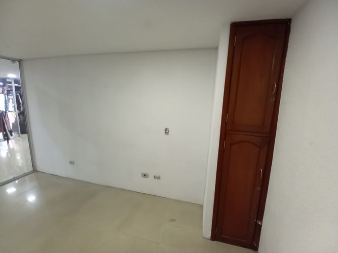 Local en arriendo en Los Agustinos, Manizales, 11 m² · foto 6 de 10