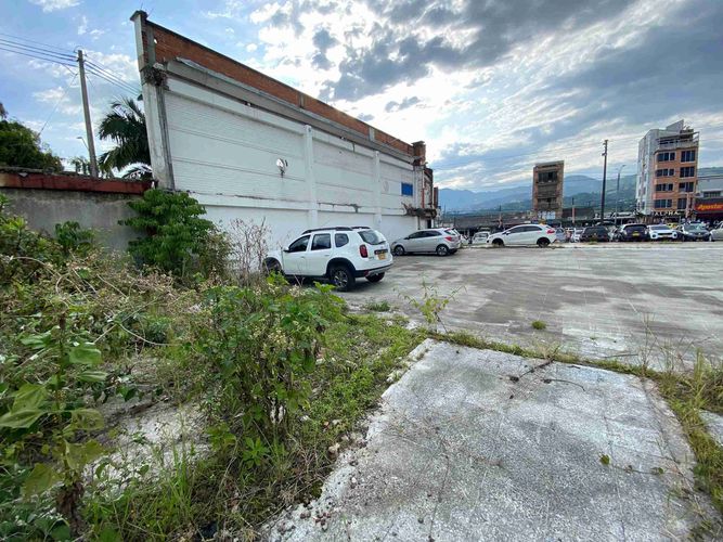 Lote en venta en San Fernando, Dosquebradas, 4995 m² · foto 3 de 24