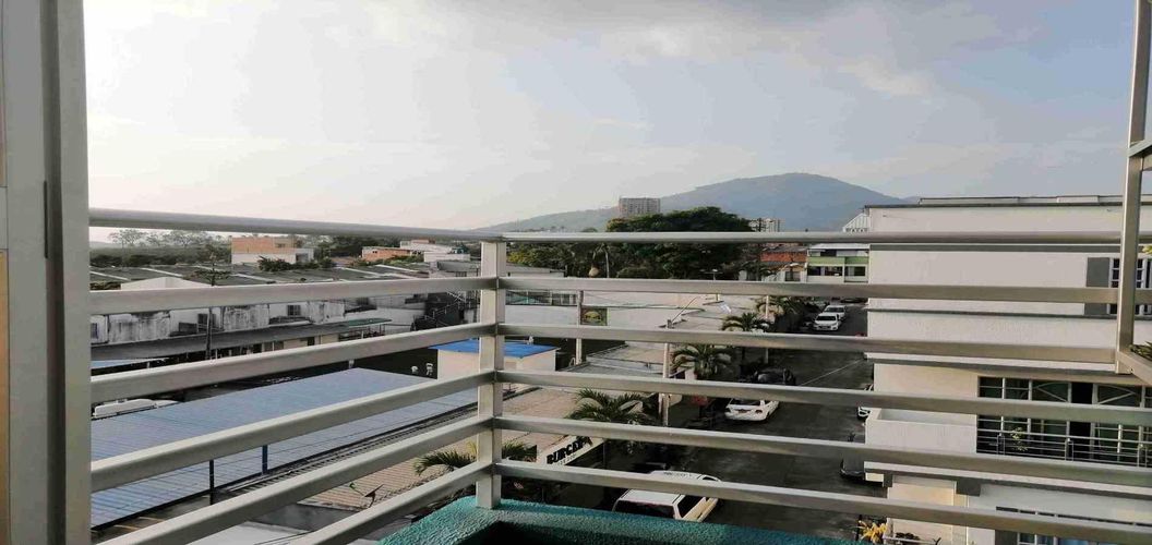 Edificio en venta en El Poblado Ii Etapa, Pereira, 340 m² · foto 6 de 21