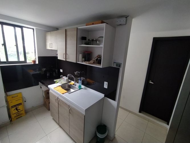 Edificio en venta en Fanny Gonzalez, Manizales, 210 m² · foto 9 de 20