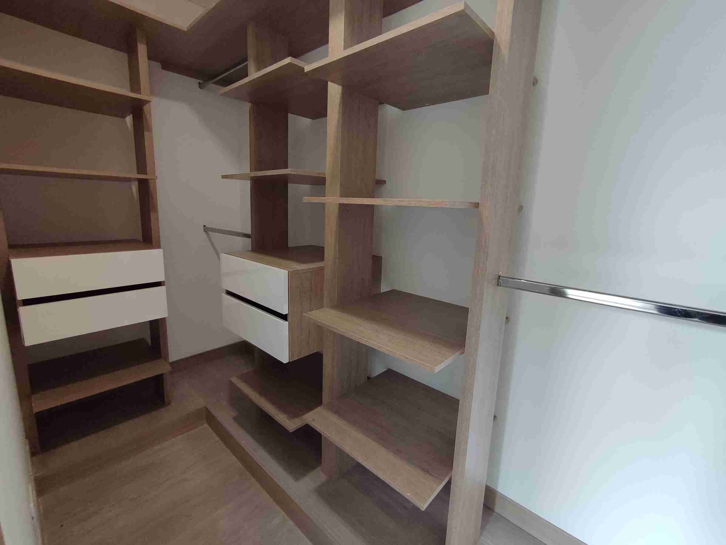 Apartamento en venta en Los Alpes, Pereira · foto 3 de 24