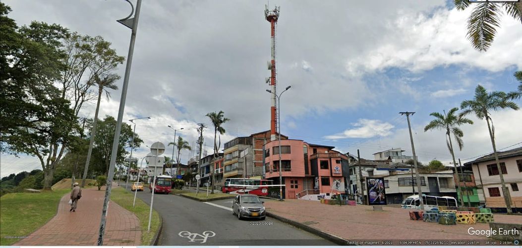 Lote en venta en Chipre, Manizales, 90 m² · foto 2 de 3