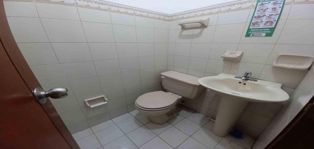 Local en venta en El Centro, Manizales, 300 m² · foto 8 de 24