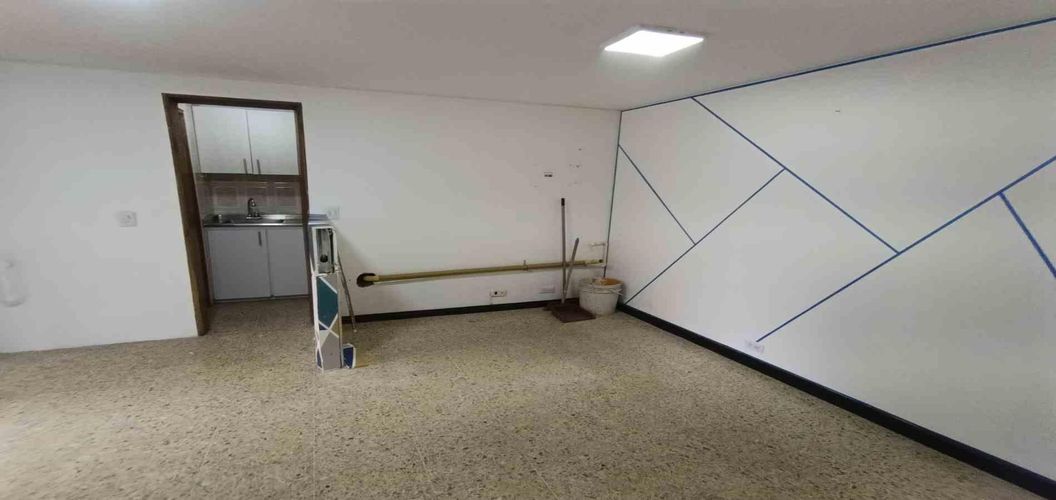 Local en arriendo en Versalles, Manizales, 20 m² · foto 7 de 24