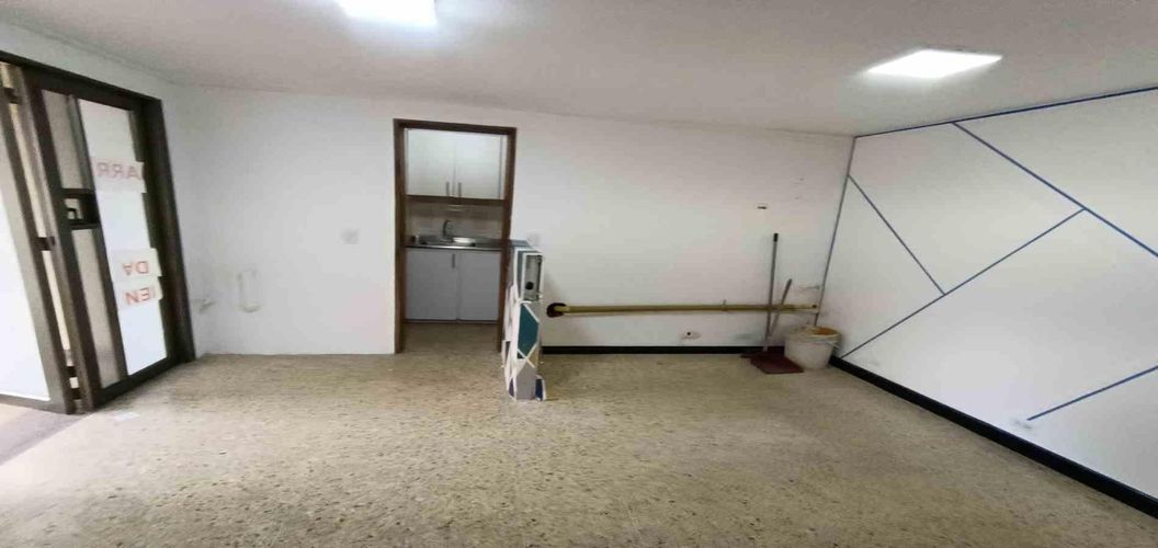 Local en arriendo en Versalles, Manizales, 20 m² · foto 10 de 24