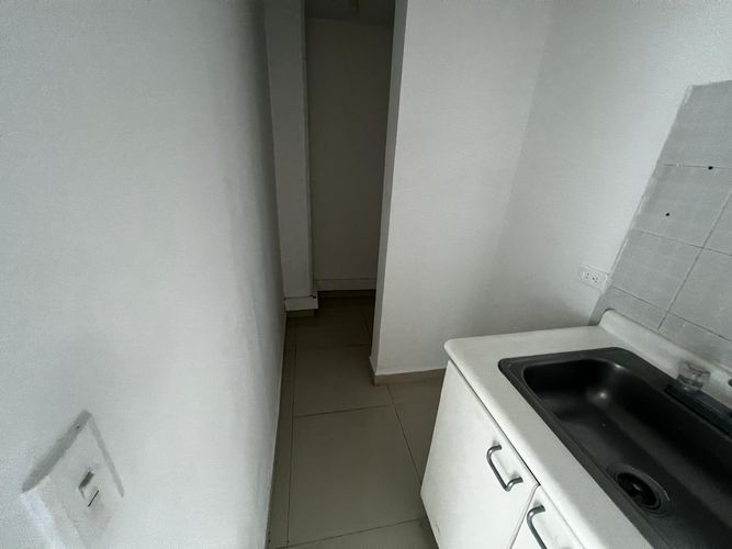 Oficina en arriendo en San Jose Sur, Pereira, 32 m² · foto 13 de 15