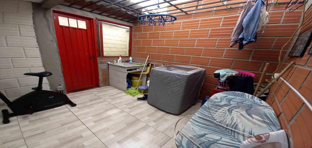 Edificio en venta en La Cabaña, Manizales, 880 m² · foto 10 de 21