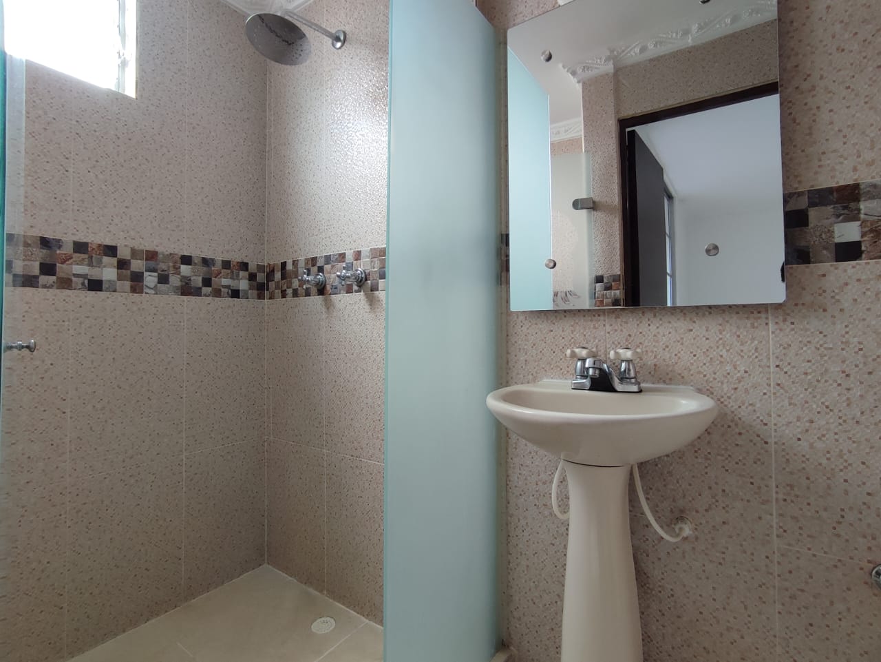 Casa en venta en Santa Juana De Las Villas, Pereira · foto 16 de 24