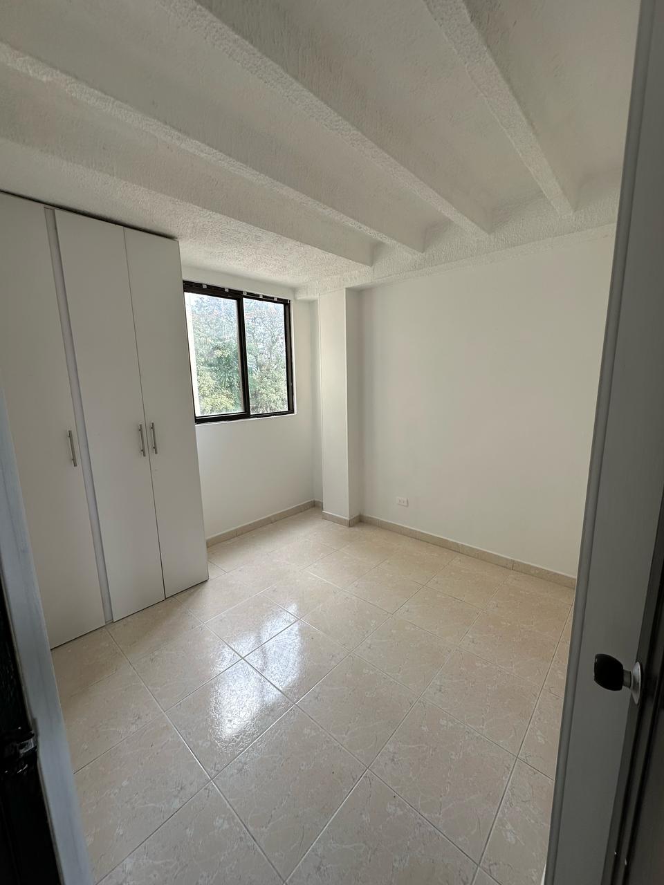 Apartamento en venta en Uribe, Armenia · foto 4 de 12