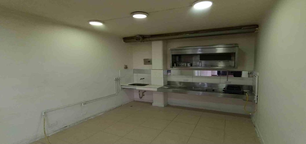 Local en venta en Chipre, Manizales, 14 m² · foto 4 de 17