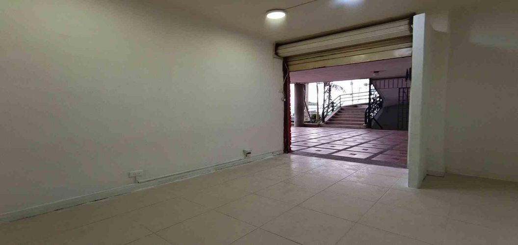 Local en venta en Chipre, Manizales, 14 m² · foto 8 de 17